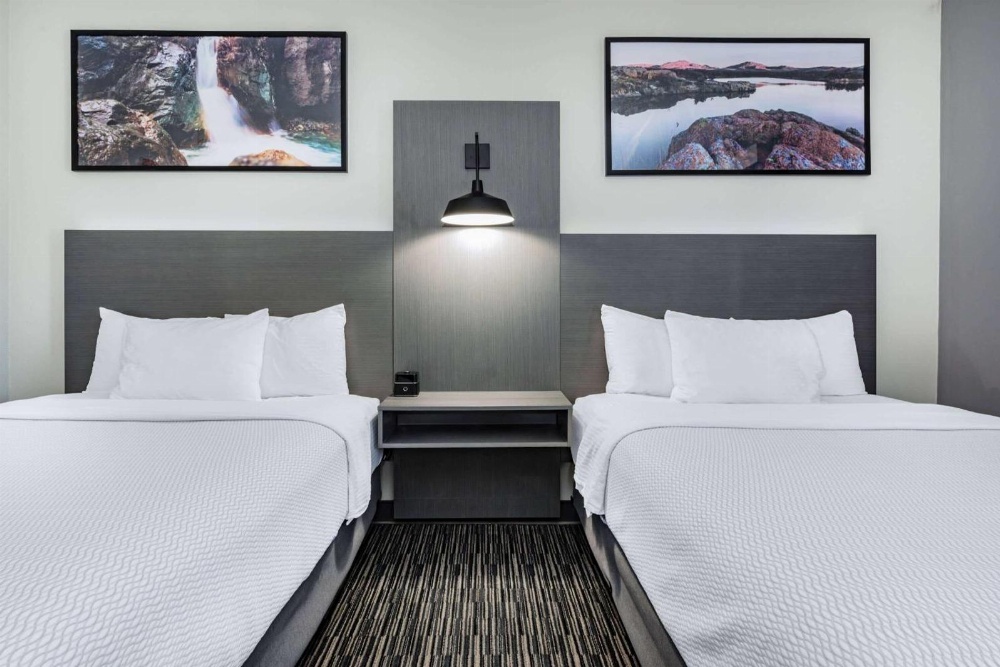 La Quinta Inn & Suites by Wyndham Ardmore Image 26