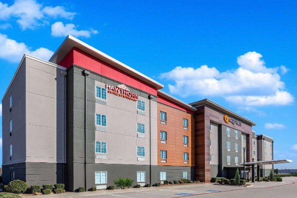 La Quinta Inn & Suites by Wyndham Ardmore image 2